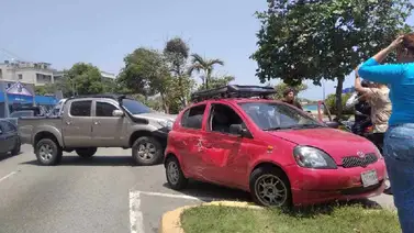 Trágico accidente de tránsito en La Guaira deja múltiples heridos Trágico accidente de tránsito en La Guaira deja múltiples heridos