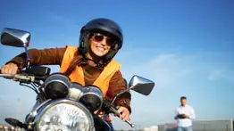 Así se obtiene la licencia de conducir para motos en EEUU (+Requisitos)