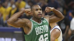Playoffs NBA: Al Horford se inspira y los Celtics vuelan a las finales del Este