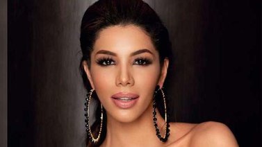 Thalia Olvino mostró el rostro de su primera hija (+Fotos)