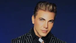 Cristian Castro retoma su relación con la empresaria argentina (+Chisme y fotos)