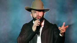 Carín León ofrecerá un concierto gratis en Monterrey (+Fecha)