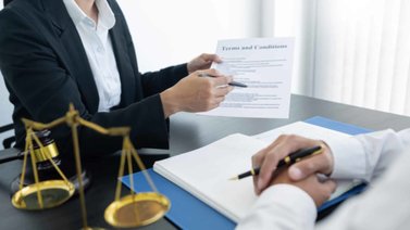 EEUU | ¿Indocumentados pueden denunciar irregularidades en el pago de horas extras de forma segura?