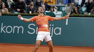 Djokovic recibe un botellazo tras su partido ante Moutet en Roma