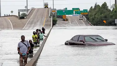 Houston | Ofrecen ayuda económica a los afectados por inundaciones Houston | Ofrecen ayuda económica a los afectados por inundaciones