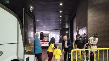 ¿De qué trata? : Nueva York implementará nueva medida en refugios de inmigrantes