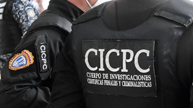 Trabajadora doméstica hurtó miles de dólares a sus empleadores