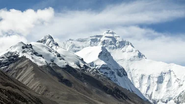 Nepal| Piden limitar permisos de escalada al Everest
