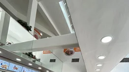 Clientes de Arturo’s hicieron largas colas para comprar combos a mitad de precio (+Fotos)