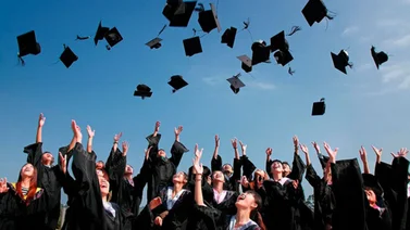 Cómo tramitar becas universitarias en el extranjero