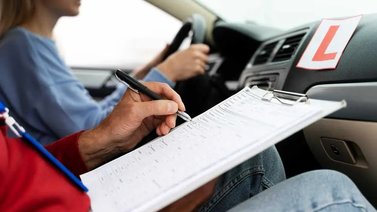 Con estos datos podrás aprobar el examen para la licencia de conducir en Illinois (+Manual)