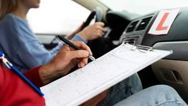 Con estos datos podrás aprobar el examen para la licencia de conducir en Illinois (+Manual)