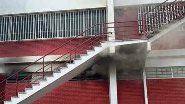 Miranda | Reportan incendio en edificio empresarial este #29Abr (+VIDEO)