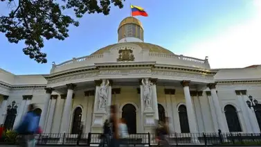 ¿Cómo cierra el primer período de sesiones ordinarias de la AN? ¿Cómo cierra el primer período de sesiones ordinarias de la AN?