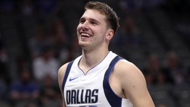 NBA: Luka Doncic aparece en el momento clave y Dallas empata la serie a los Clippers