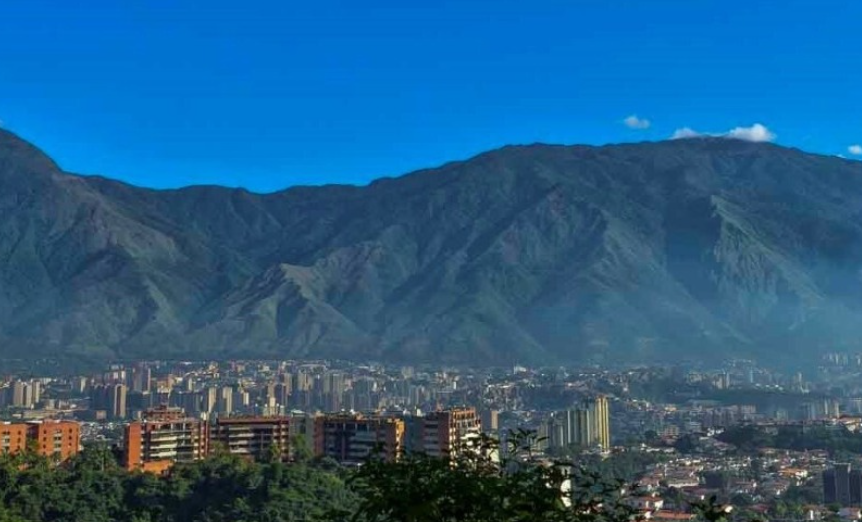 Activan tres pozos para suministro de agua en Caracas