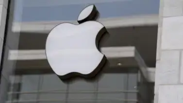 Multan a Apple con cifra millonaria Multan a Apple con cifra millonaria