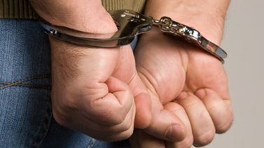 Adolescente queda embarazada tras ser abusada por un santero