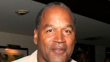 O.J. Simpson, un deportista estrella rodeado de escándalos criminales (+Resumen)