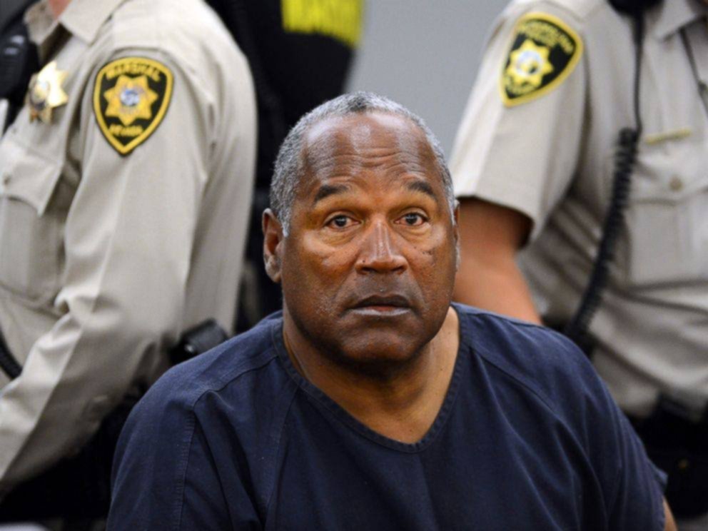O.J. Simpson, un deportista estrella rodeado de escándalos criminales (+Resumen) O.J. Simpson, un deportista estrella rodeado de escándalos criminales (+Resumen)