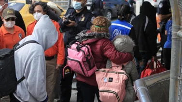 Iowa aprueba una ley para deportar a migrantes