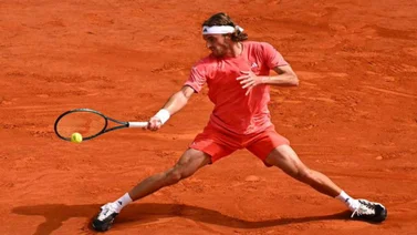Tenis: Tsitsipas avanza en el Masters de Montecarlo