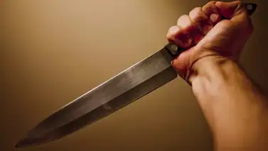 Niño se viraliza en las redes tras perseguir a su familia con un cuchillo Niño se viraliza en las redes tras perseguir a su familia con un cuchillo