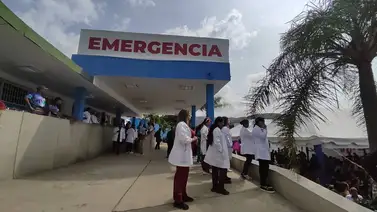 Autobús sin frenos arrolló a una mujer y su bebé en Carabobo Autobús sin frenos arrolló a una mujer y su bebé en Carabobo