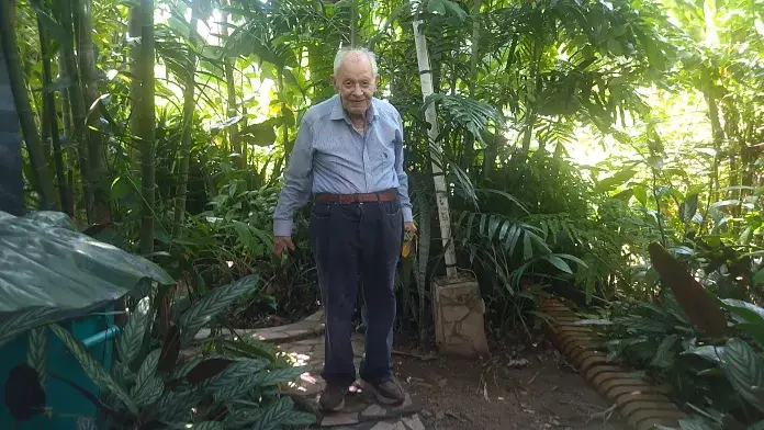 Falleció el biólogo y autor de libros de bachillerato, Gerardo Yépez Tamayo