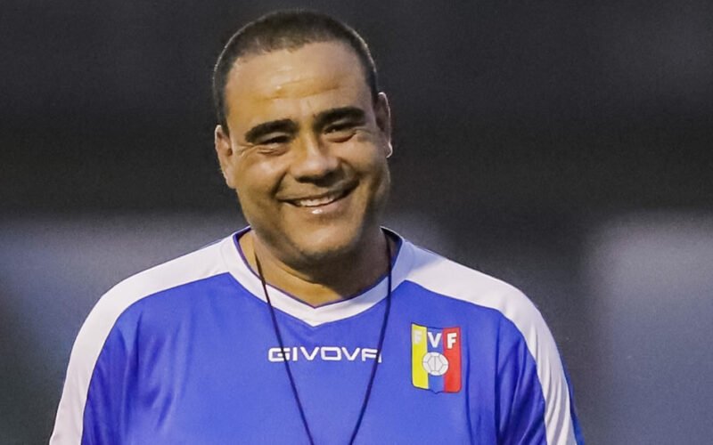 Leo González fue destituido de su cargo en el Caracas FC Leo González fue destituido de su cargo en el Caracas FC
