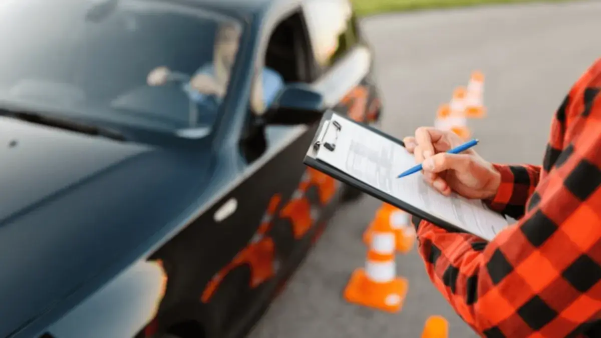 Examen DMV: Esto debe saber para recibir la licencia de conducir en EEUU