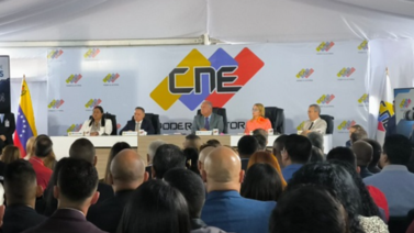 LO ÚLTIMO ¿Cuántas horas tiene la Plataforma Unitaria para postular un candidato? Amoroso lo aclara