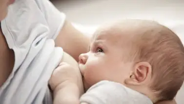 Consiguió amamantar a su bebé sin estar embarazada: Sepa cómo Consiguió amamantar a su bebé sin estar embarazada: Sepa cómo