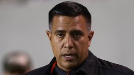 César Farías recibe este curioso gesto en Colombia (+Video)