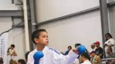 Venezolano Felipe Sepe gana campeonato de Karate en Centroamérica y el Caribe Venezolano Felipe Sepe gana campeonato de Karate en Centroamérica y el Caribe