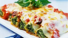 ¡Así se preparan los canelones con acelga!