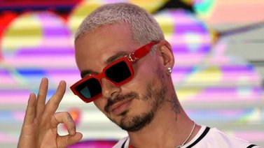 El colombiano J Balvin muestra a sus seguidores su nuevo logro