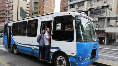 Autobuses deben cumplir con ciertas normas de seguridad