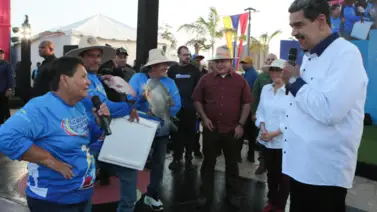 Productora le revela a Maduro que un exministro les "robó" mercancía (+VIDEO) Productora le revela a Maduro que un exministro les "robó" mercancía (+VIDEO)