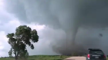 EEUU| ¿Cómo debe prepararse ante la llegada de un tornado? : Números de emergencia EEUU| ¿Cómo debe prepararse ante la llegada de un tornado? : Números de emergencia