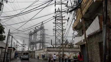 Usuarios reportan bajón eléctrico en varias zonas del país (+Detalles)