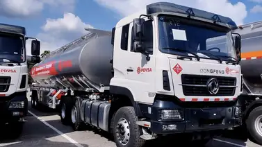 Gandola de Pdvsa se incendió en zona residencial de Miranda (+FOTOS) Gandola de Pdvsa se incendió en zona residencial de Miranda (+FOTOS)