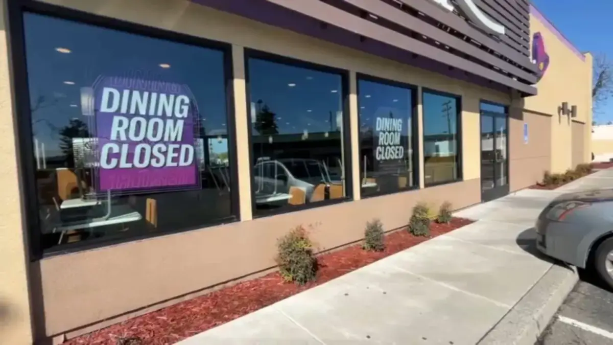 ¿Qué pasó?: Taco Bell limita sus servicios en EEUU