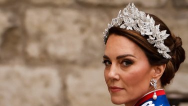 La princesa de Gales se disculpa ante la foto con sus hijos (+Polémica)