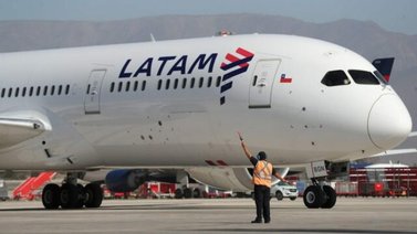 Reportan 50 heridos tras incidente en vuelo de Nueva Zelanda