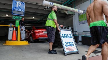 Por esta razón están cerrando los estacionamientos en South Beach