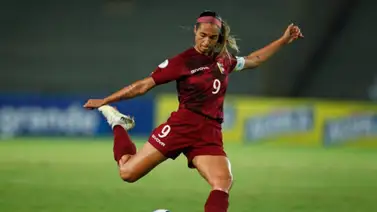 Así fue el encuentro entre Deyna Castellanos y los Warriors (+Video) Así fue el encuentro entre Deyna Castellanos y los Warriors (+Video)