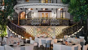 EEUU | El increíble precio por el que puedes comer en la mansión Versace (+Detalles) EEUU | El increíble precio por el que puedes comer en la mansión Versace (+Detalles)