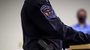 EEUU | Niño fue arrestado por orinar en la calle, su madre pide indemnización EEUU | Niño fue arrestado por orinar en la calle, su madre pide indemnización