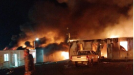 Migrantes vandalizan estación de paso en el Darién